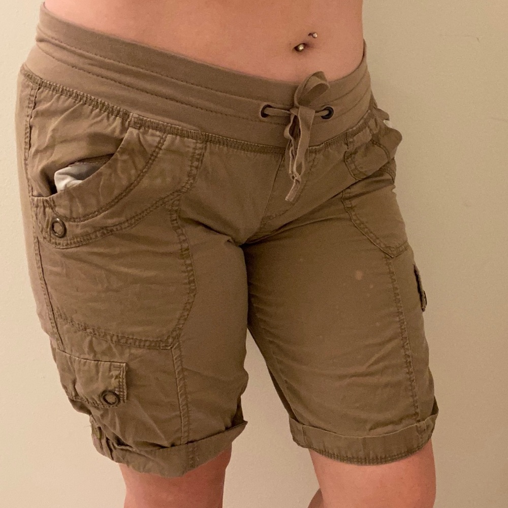 Comfy Baggy Khaki Shorts